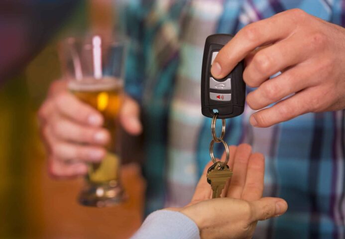 Alkohol Glas Autoschlüssel