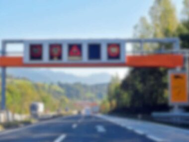 A12 bei Woergl, Foto von Wolfgang Simlinger, www.simi.at Schlechte Sicht durch Sehschwäche